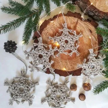Lininės snaigės - Kalėdų eglutės dekoracijos