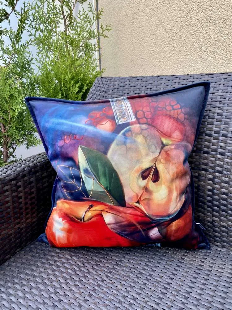 Dekoratyvinė pagalvėlė 45x45 cm su vidiniu užpildu RU180