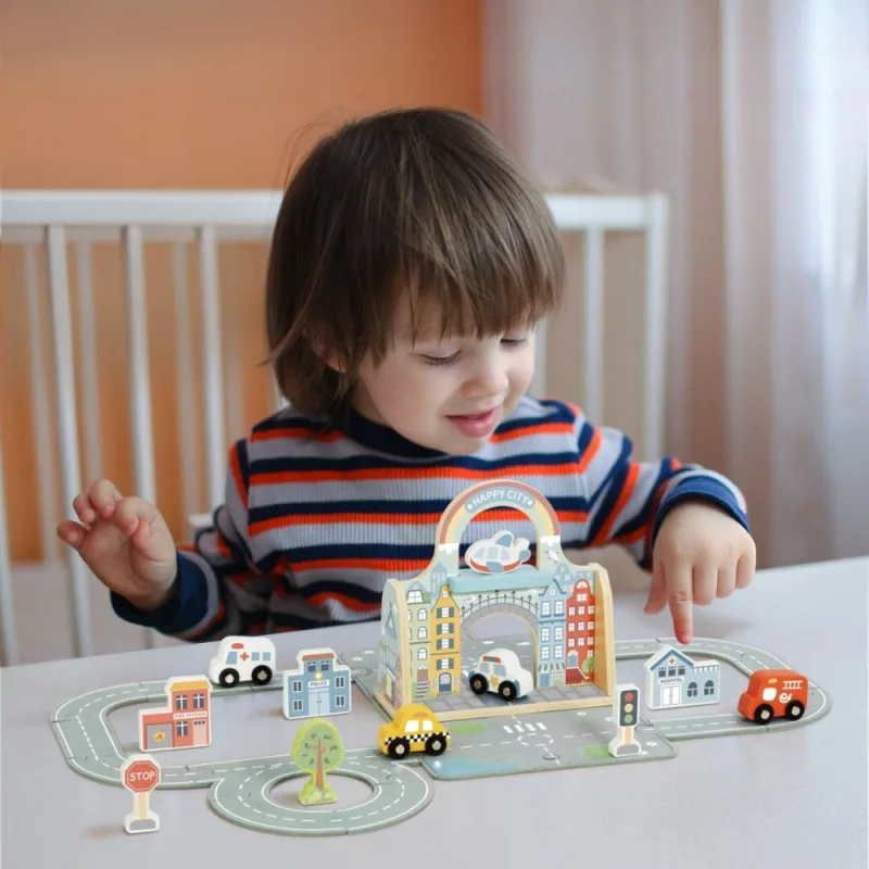 Mini nešiojamas miestas krepšelyje TOOKY TOY · 2