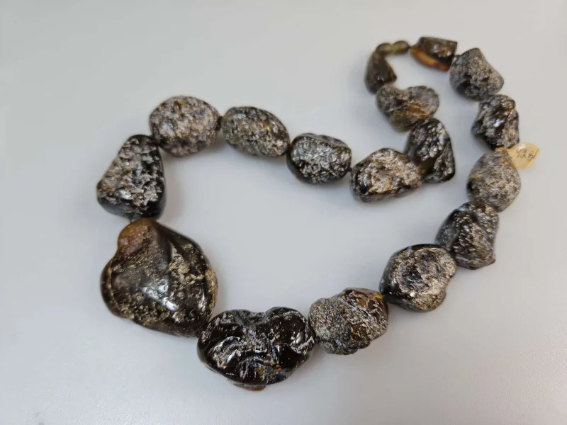 Masyvūs gintariniai karoliai Raw Amber necklace