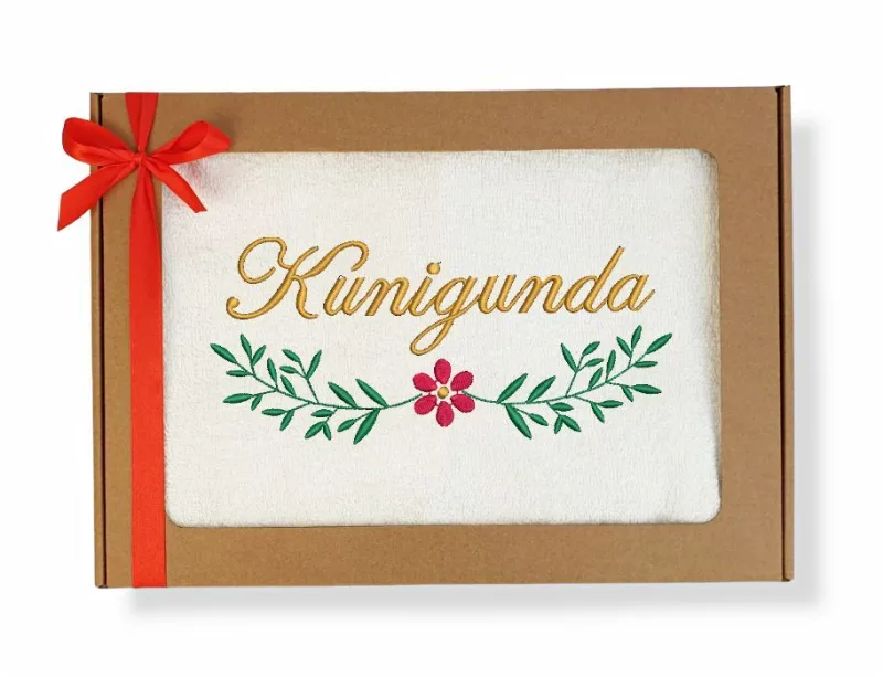 Siuvinėtas rankšluostis „Kunigunda“