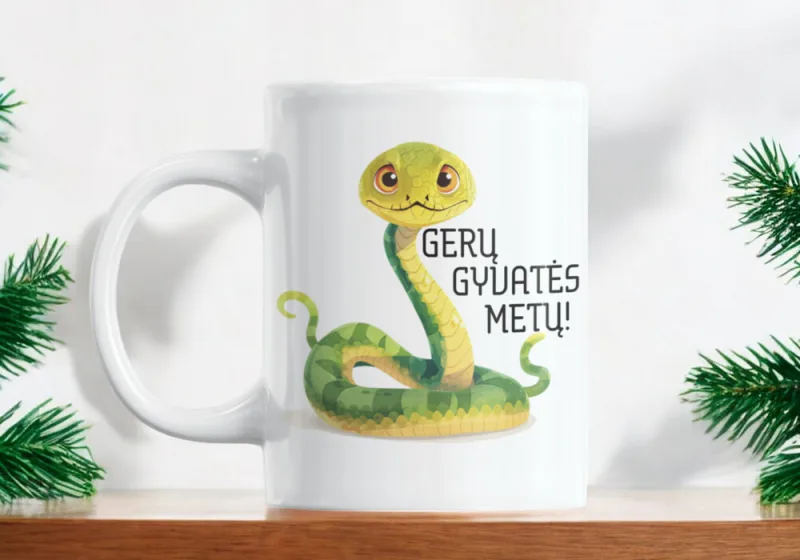 Standartinis puodelis „Gerų gyvatės metų“