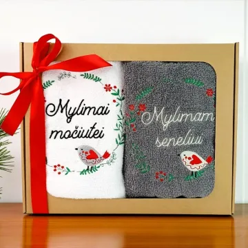 Siuvinėti rankšluosčiai „Mylimai močiutei, mylimam seneliui“