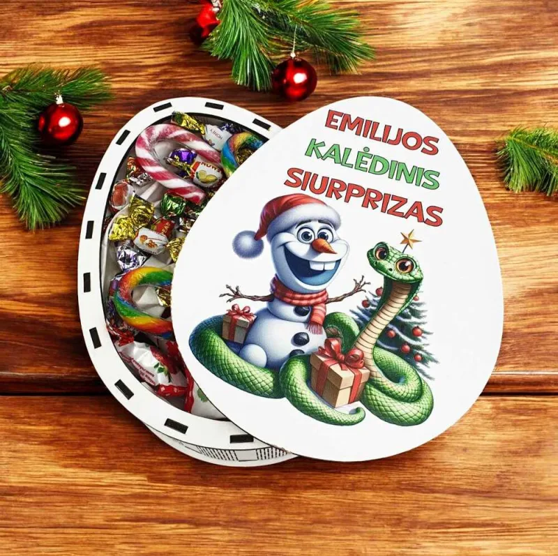 Medinė dėžutė kiaušinis „Emilijos kalėdinis siurprizas“ (Su jūsų norimu vardu) BE TURINIO