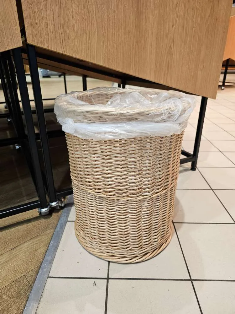 Apvali vytelių šiukšlinė