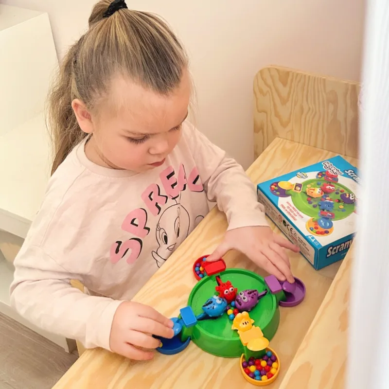 Stalo žaidimas WOOPIE Hungry happy frog and crocodiles nuo 3 m. · 3