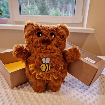 Siuvinėtas meškutis Bičiulis🤗, 25 cm. dovana vaikui, dėžutėje