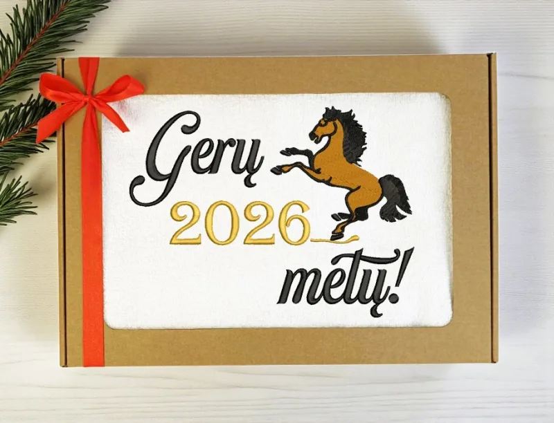 Siuvinėtas rankšluostis su arkliu „Gerų 2026 metų“