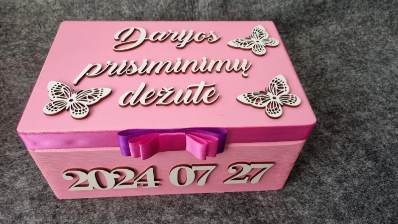 Krikštadėžė „Rožiniai prisiminimai“