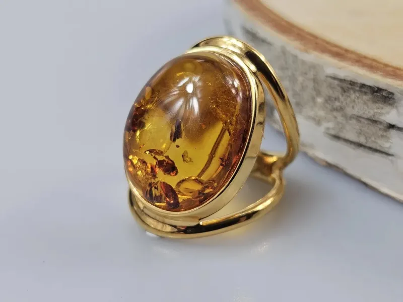 Gintarinis žiedas Amber ring didelis žiedas su gintaru ir auksu