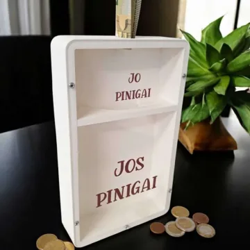 3D taupyklė „Jo pinigai, Jos pinigai“