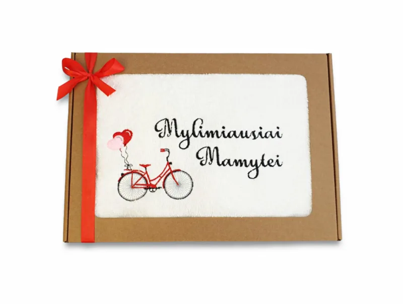 Siuvinėtas rankšluostis „Mylimiausiai Mamytei“