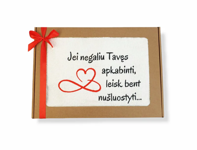 Siuvinėtas rankšluostis „Jei negaliu tavęs apkabinti...“