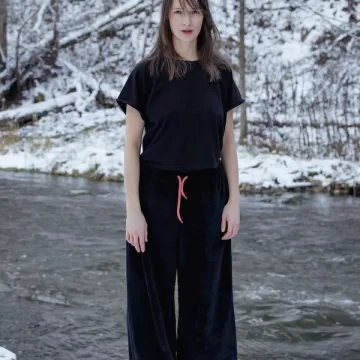 Moteriškos laisvalaikio kelnės Arūnė - Black Sesamy