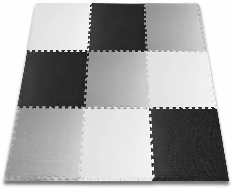 Didelis putplasčio dėlionės kilimėlis šachmatų lentos formos Ricokids 180x180cm 9 vnt. · 2