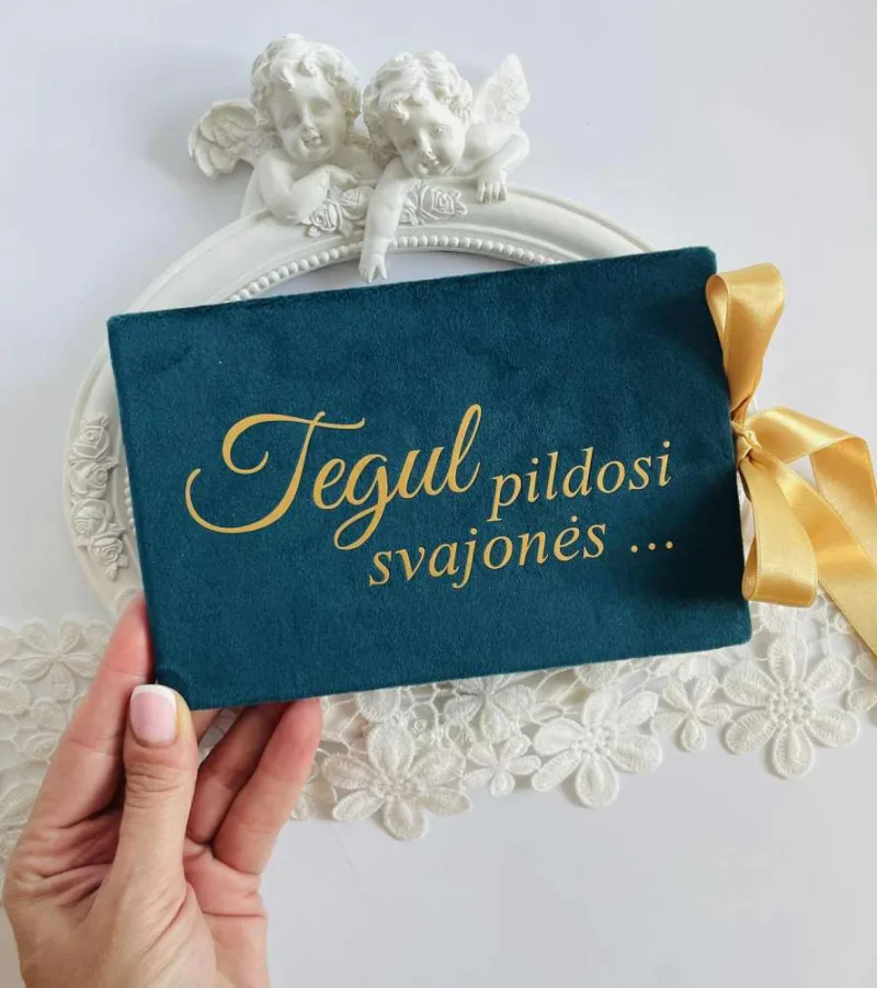 Švelniu aksomo audiniu trauktas VOKAS pinigams dovanoti
