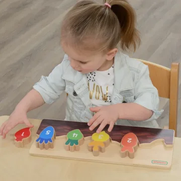 Medinė dėlionė MASTERKIDZ skaičiai, spalvos ir daržovės
