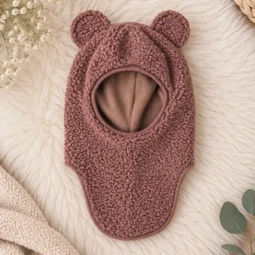 Rudas žieminis vaikiškas Teddy šalmukas su ausytėmis