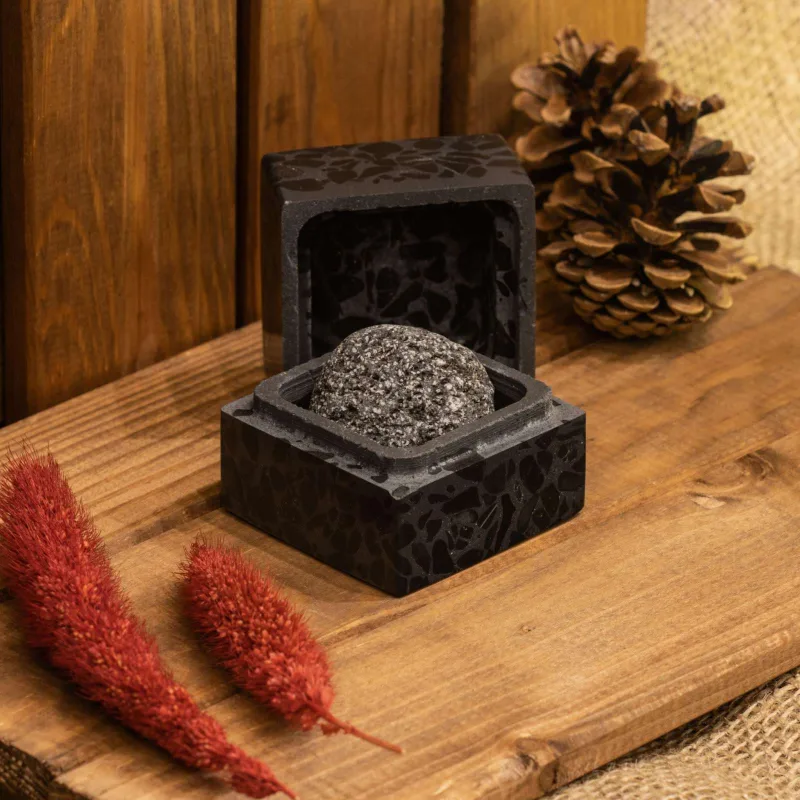 Terrazzo Kūbas - Pasyvus difuzorius su Vulkaniniais akmenukais | Black Granite