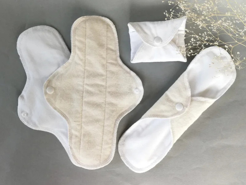 Daugkartiniai įklotai menstruacijoms „Pieniški“