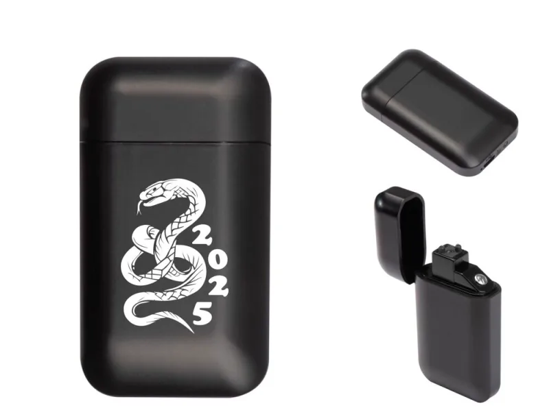 Pakraunamas USB žiebtuvėlis su gyvate „2025“