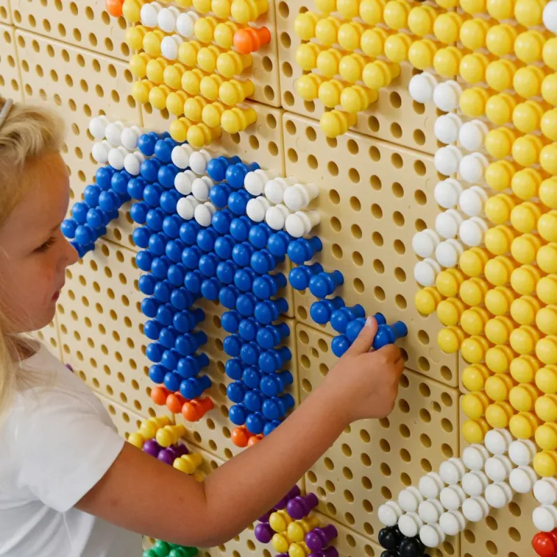 Spalvotos lėkštės MASTERKIDZ 512 vienetų 8 spalvų · 2