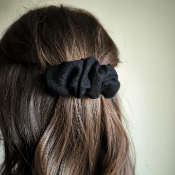 Lininis plaukų segtukas „Black“