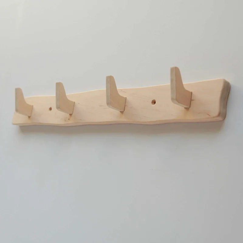 Medinė pirties pakaba su 4 kabliukais · 1