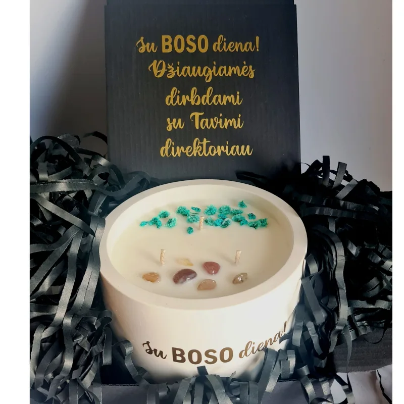 Prabangi dovana Su boso diena
