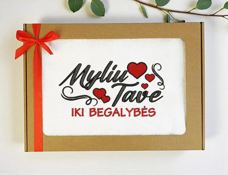 Siuvinėtas rankšluostis „Myliu tave iki begalybės“