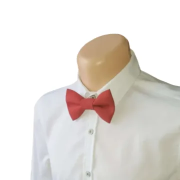 Raudona peteliškė „Red Charm“