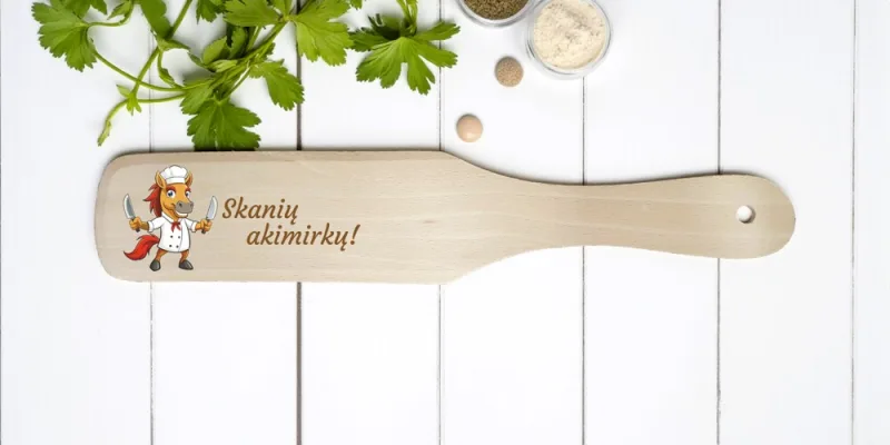 Medinė mentelė su spauda „Skanių akimirkų“