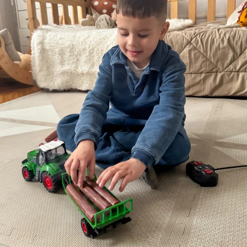 RC nuotoliniu būdu valdomas traktorius su priekaba WOOPIE - 1:24 mastelio · 3