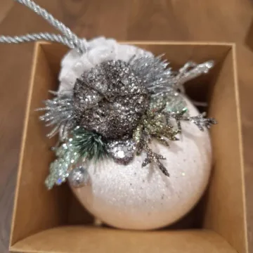 Kalėdiniai eglutės žaisliukai