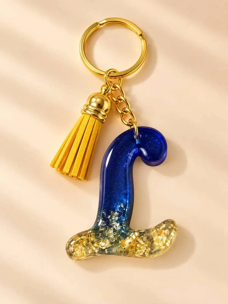 🔑 Rankų darbo raktų pakabukas su L raide ✨