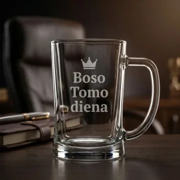 Alaus bokalas „Boso [Vardas] diena“ – personalizuota dovana viršininkui su vardu