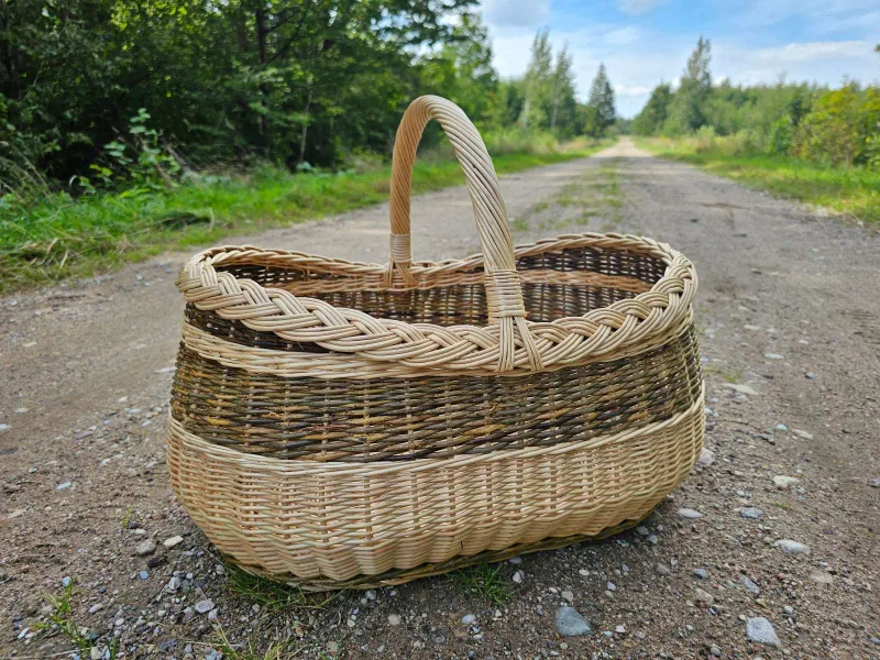 Pintinė grybavimui su aukšta rankena