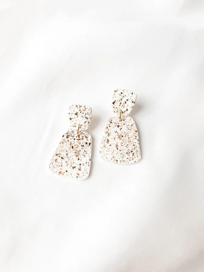 Kabantys auskarai ▪ Salt and pepper ▪