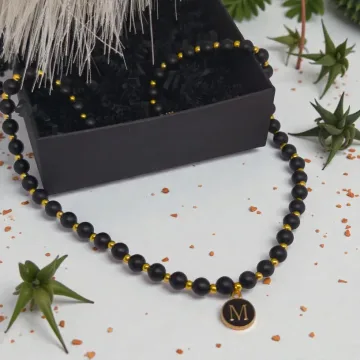 Personalizuotas kaklo papuošalas ,,Šungitas"