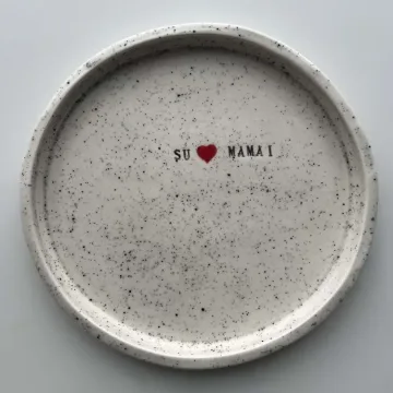 Keraminė rankų darbo lėkštė su užrašu „Su ♥️ mamai“