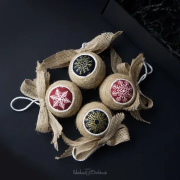 Eglutės žaisliukų rinkinys „Snaigės. Spalvų Miksas“ (4vnt)