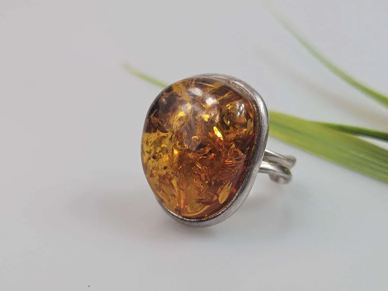 Konjakinis Gintarinis žiedas Amber ring didelis žiedas su gintaru ir sidabru