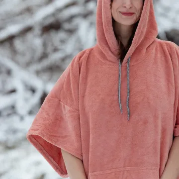 Watermelon suaugusių pončas su bambuku