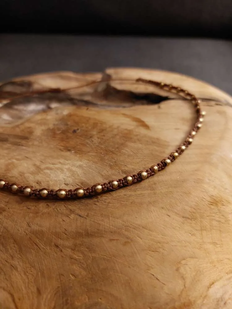 Macrame kaklo papuošalas