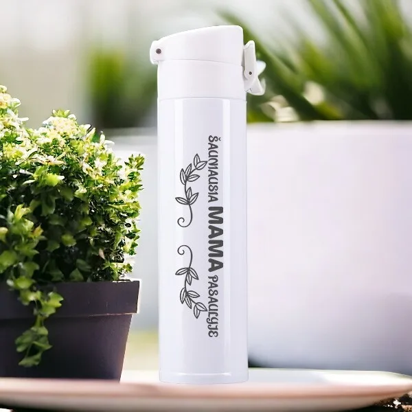 Balta termo gertuvė „Šauniausia mama pasaulyje“ (350ml)