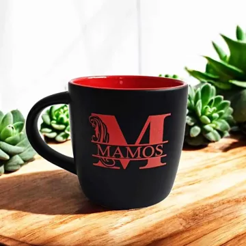 Graviruotas puodelis „Mamos“