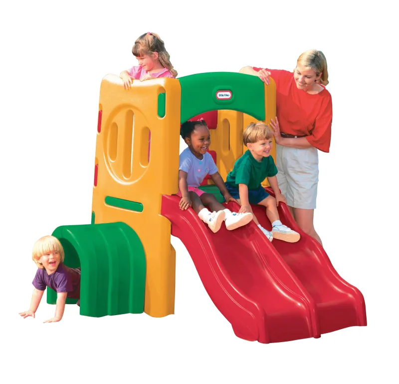 Little Tikes žaidimų centras su dviguba čiuožykla ir tuneliu · 1