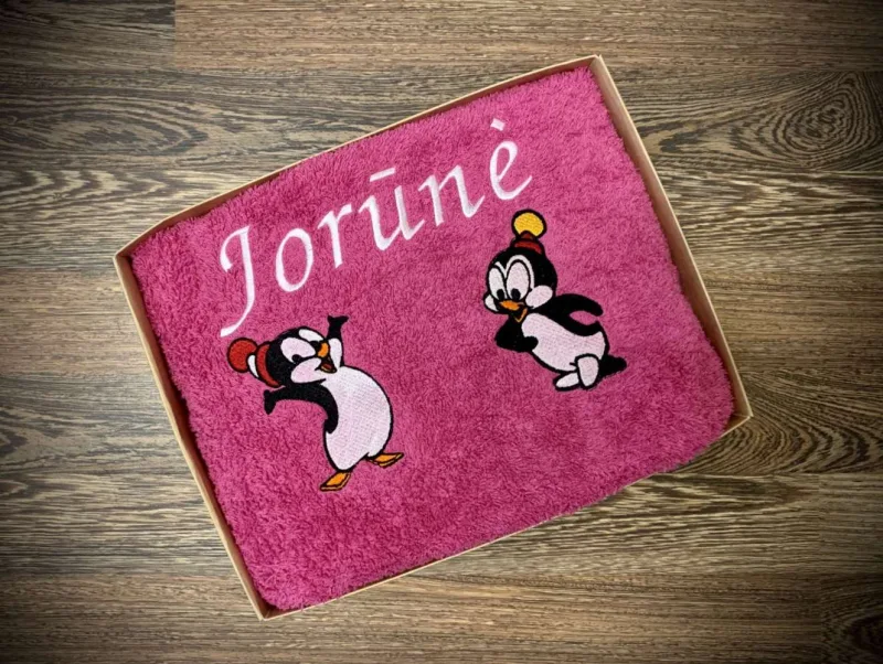 Rankšluostis: Penguins