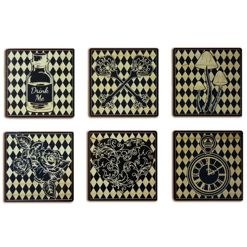 Medinių puodelių padėkliukų rinkinys „Alisa Stebuklų Šalyje“ (6 vnt)