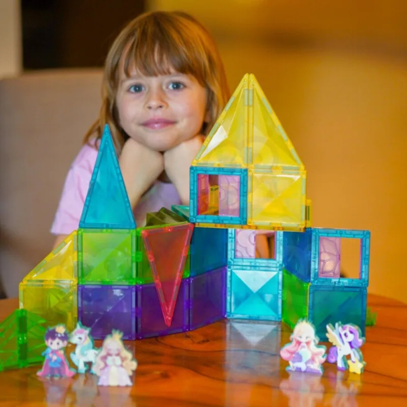 Magnetinis 3D konstruktorius WOOPIE Edukacinis pasakų pilies rinkinys 55el. · 3